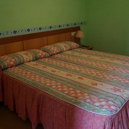 Hostal Camino Real Calzadilla de la Cueza Buitenkant foto