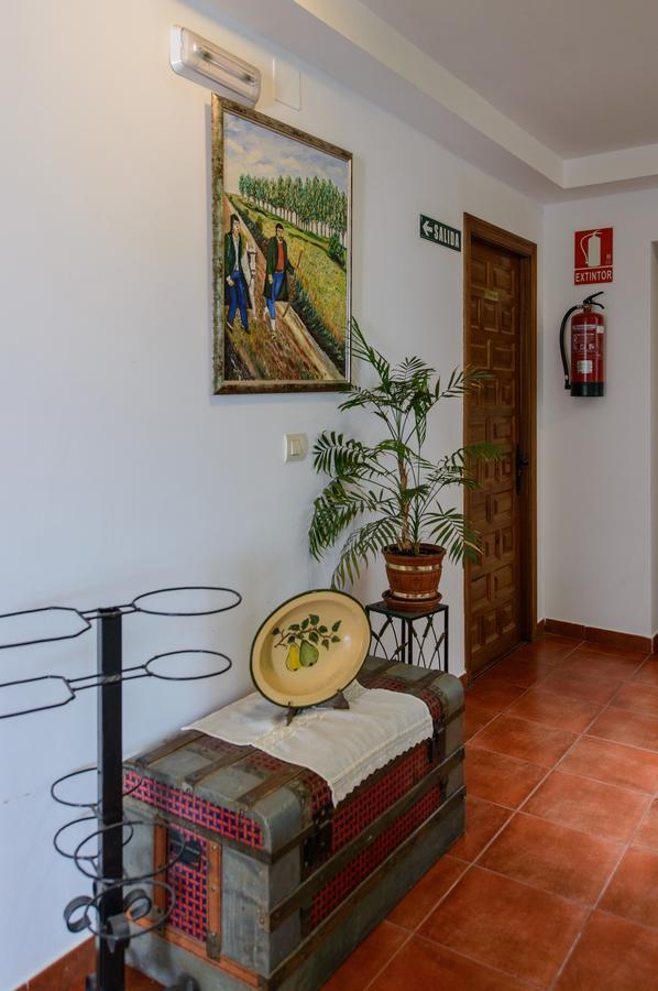 Hostal Camino Real Calzadilla de la Cueza Buitenkant foto